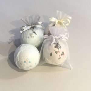 Luxury shea butter festive bath bombs in a christmas charm gift bag