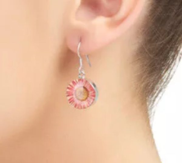 Silver pink daisy earrings