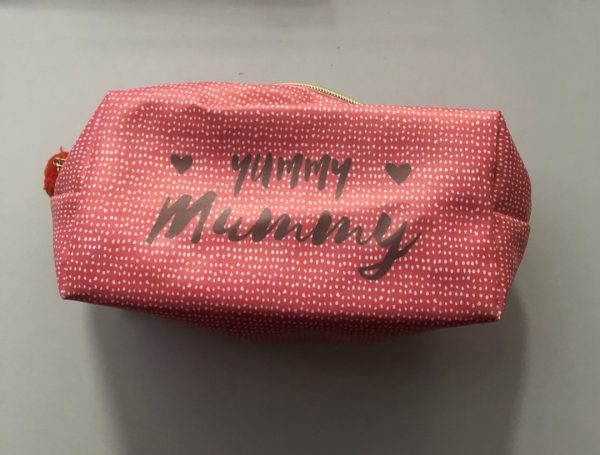 Yummy mummy make up bag