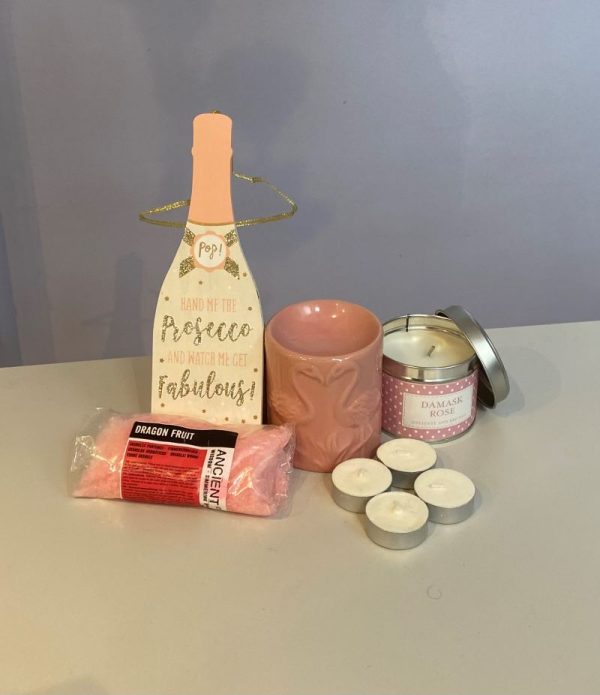 Exclusive Con Amore gift basket. Flamingo oil burner, fragrance crystals, tea light candles, Sass and Belle sign and soy wax candle