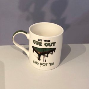 get our cue out and pot em novelty gift mug