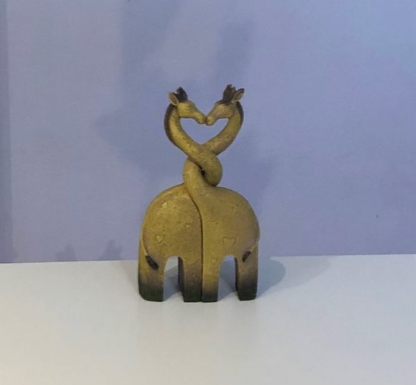 Pair of giraffes love resin ornament
