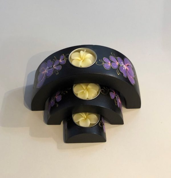 triple arch tea light holder hand acrved from mango wood and decorated with purple flowers