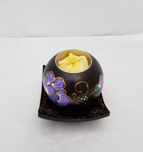 mango wood single sphere tea light holder with purple floral decoration