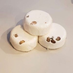 passion fashion bath bomb with rose and ylang ylang essential oils