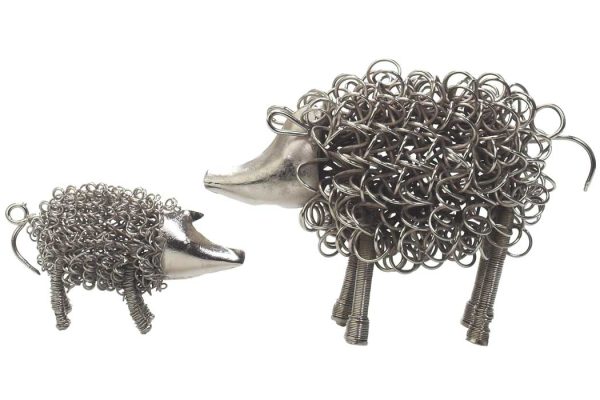 Nickel plated wiggle pig ornament made from stretched wire